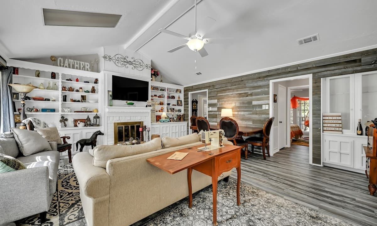 Photo of Livingroom in Porter