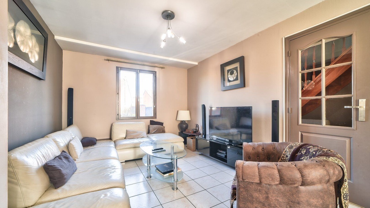 Photo of Others in Marly