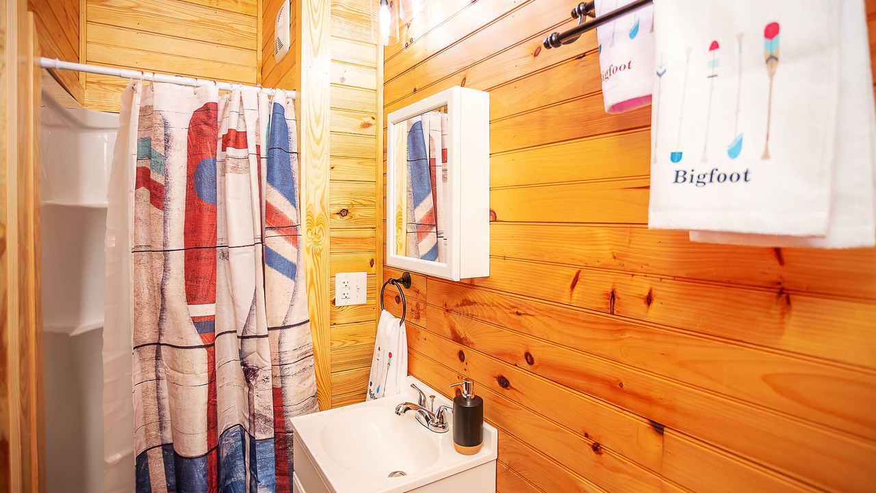 Photo of Bathroom in Benton