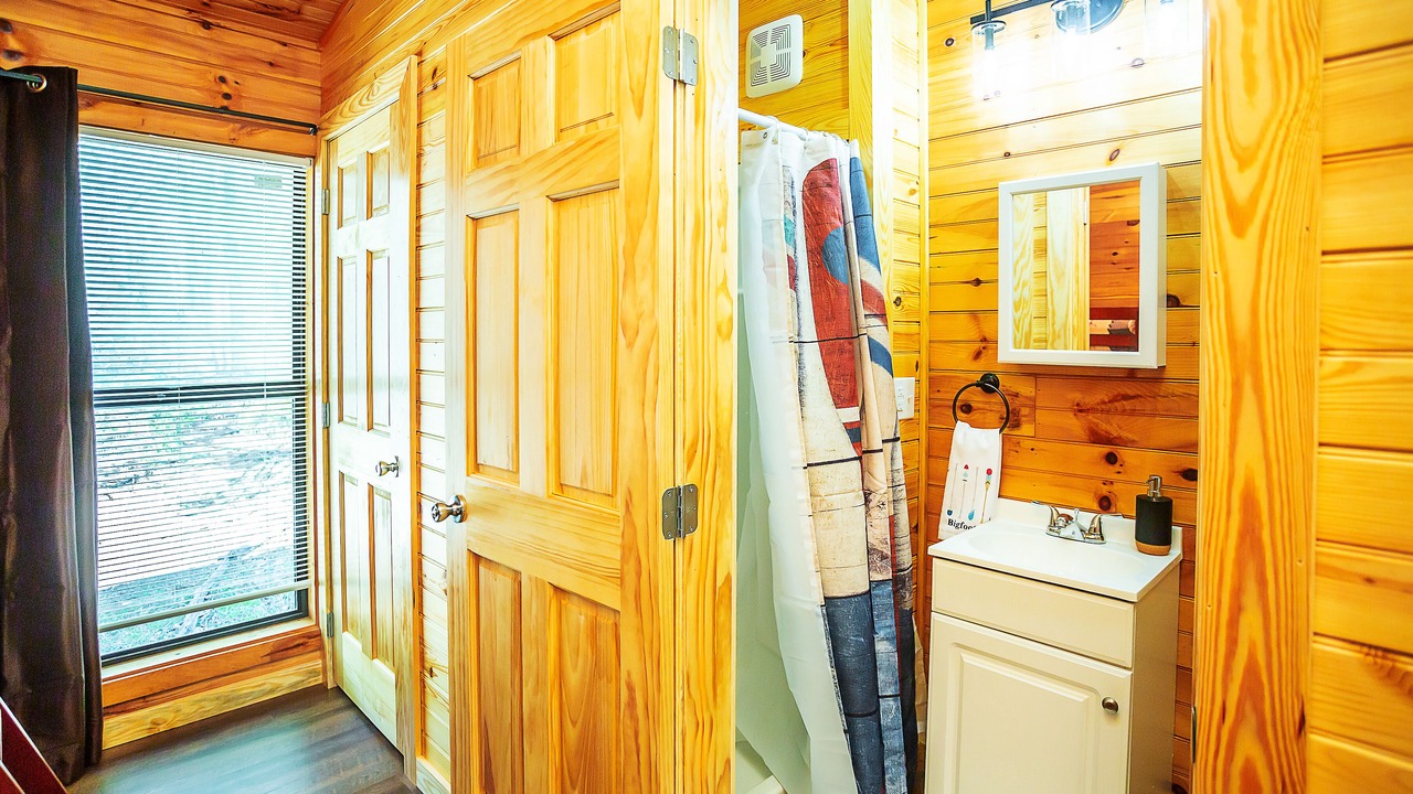 Photo of Bathroom in Benton