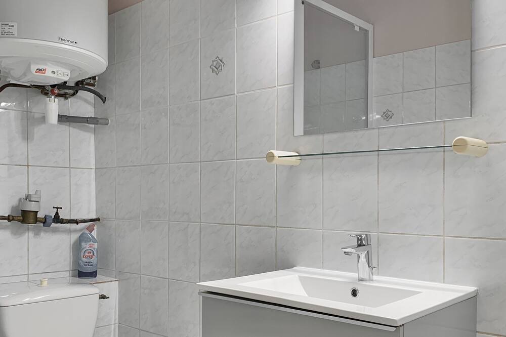 Photo of Bathroom in Quartier Exposition-Bajatiere