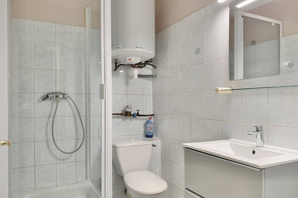 Photo of Bathroom in Quartier Exposition-Bajatiere