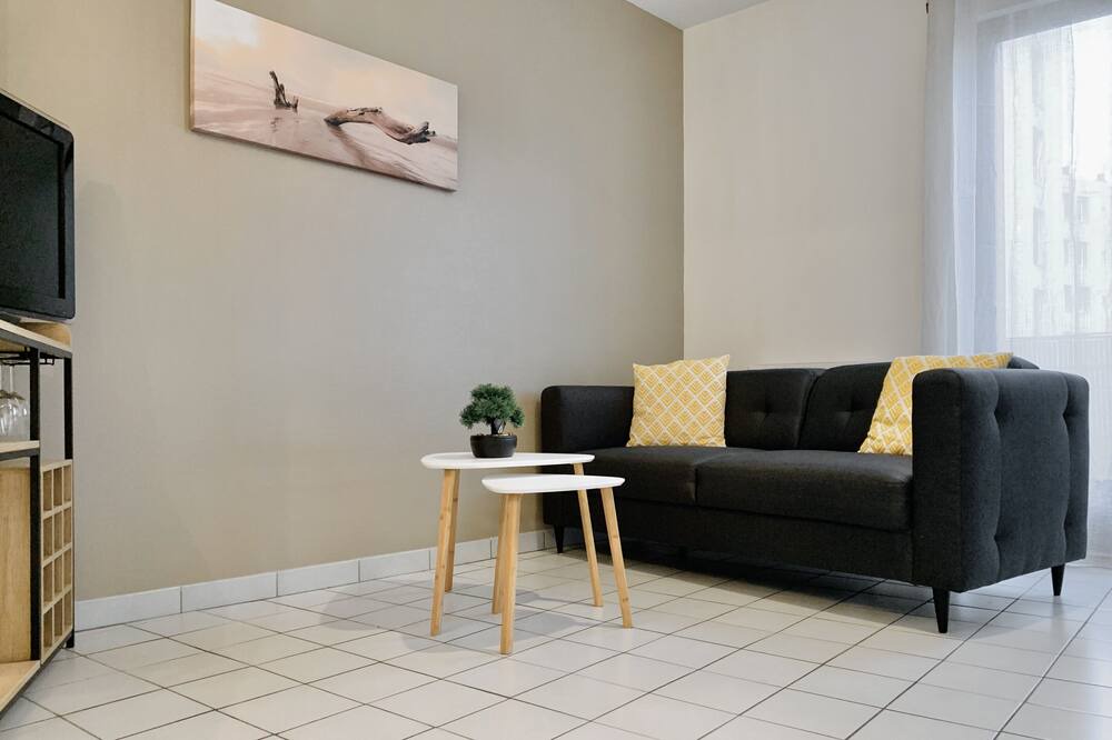 Photo of Livingroom in Quartier Exposition-Bajatiere