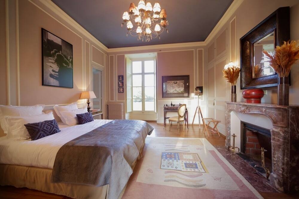 Photo of Bedroom in Gy-les-Nonains