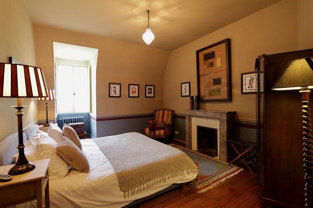 Photo of Bedroom in Gy-les-Nonains