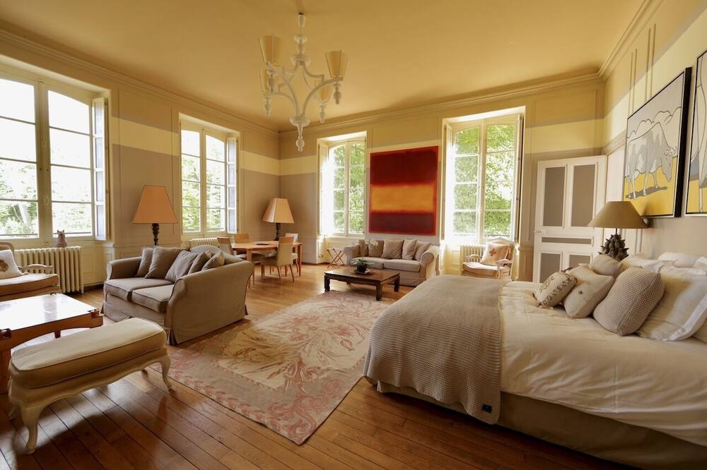 Photo of Bedroom in Gy-les-Nonains