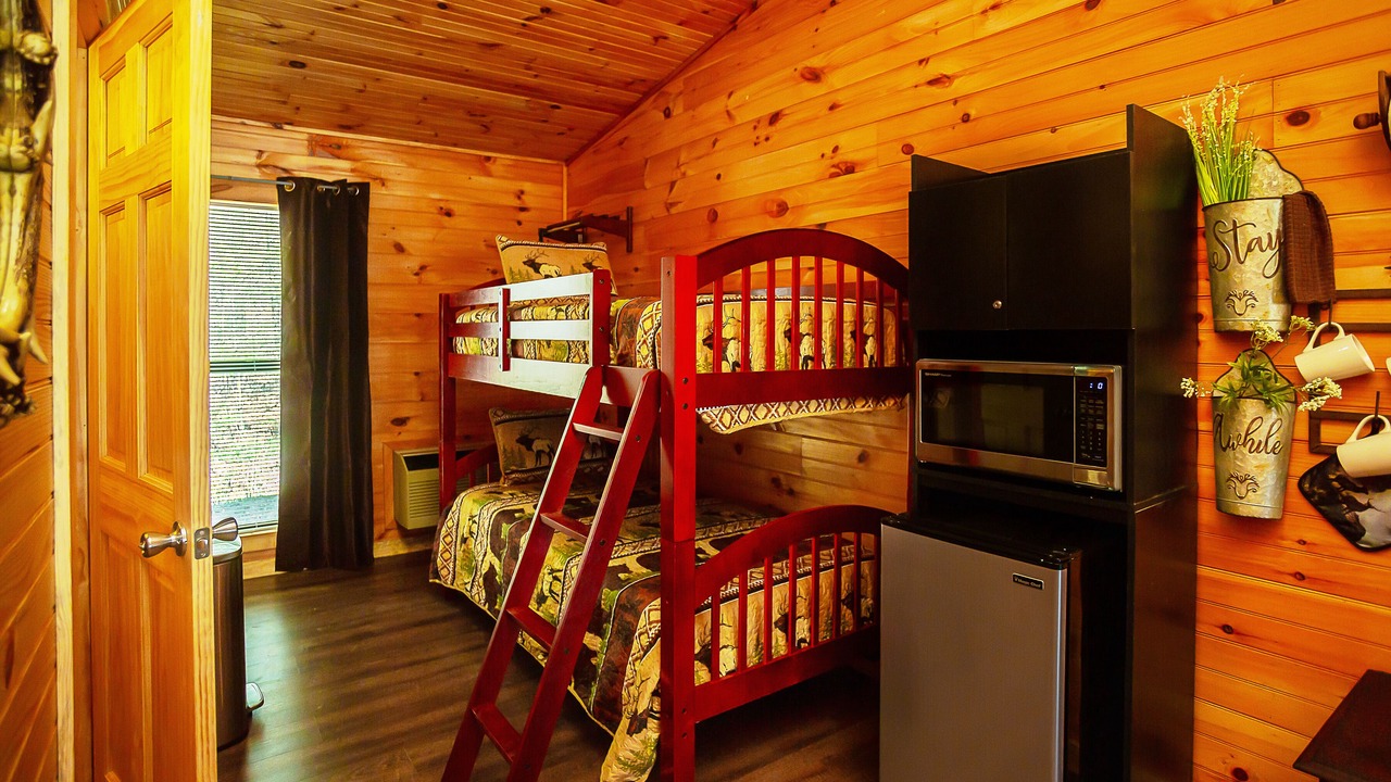 Photo of Bedroom in Benton