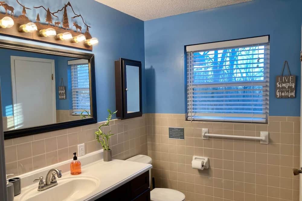 Photo of Bathroom in Bella Vista