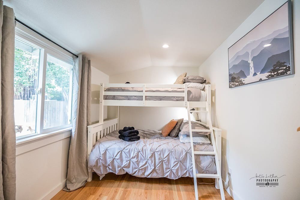 Photo of Bedroom in Redding