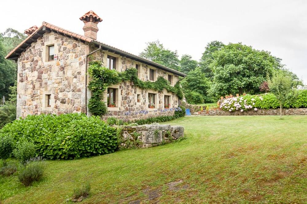 Photo of Outdoor in Escobedo de Camargo