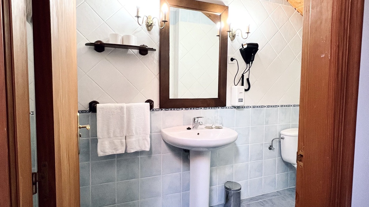 Photo of Bathroom in Mundaka