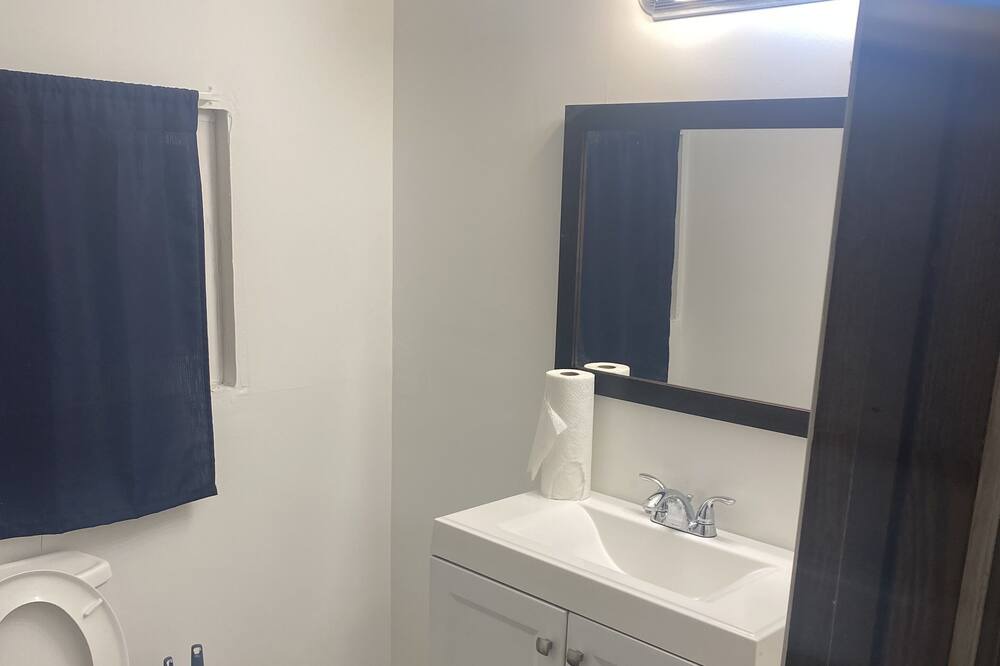 Photo of Bathroom in Cahokia