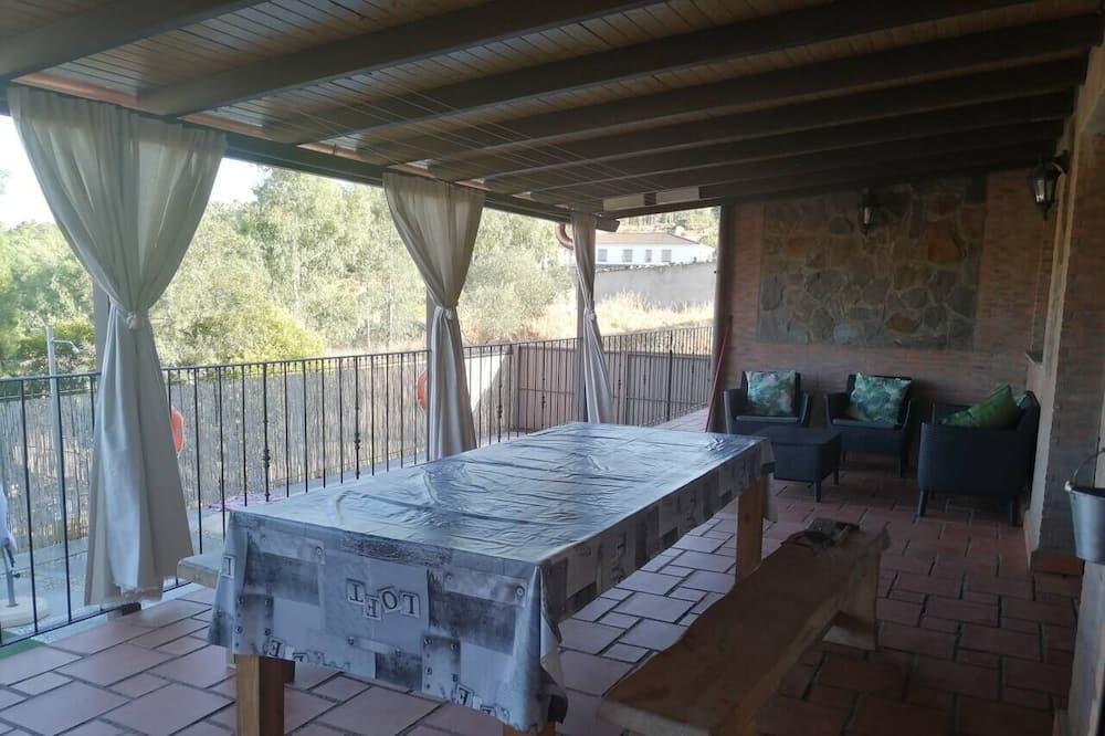Photo of Outdoor in Alia