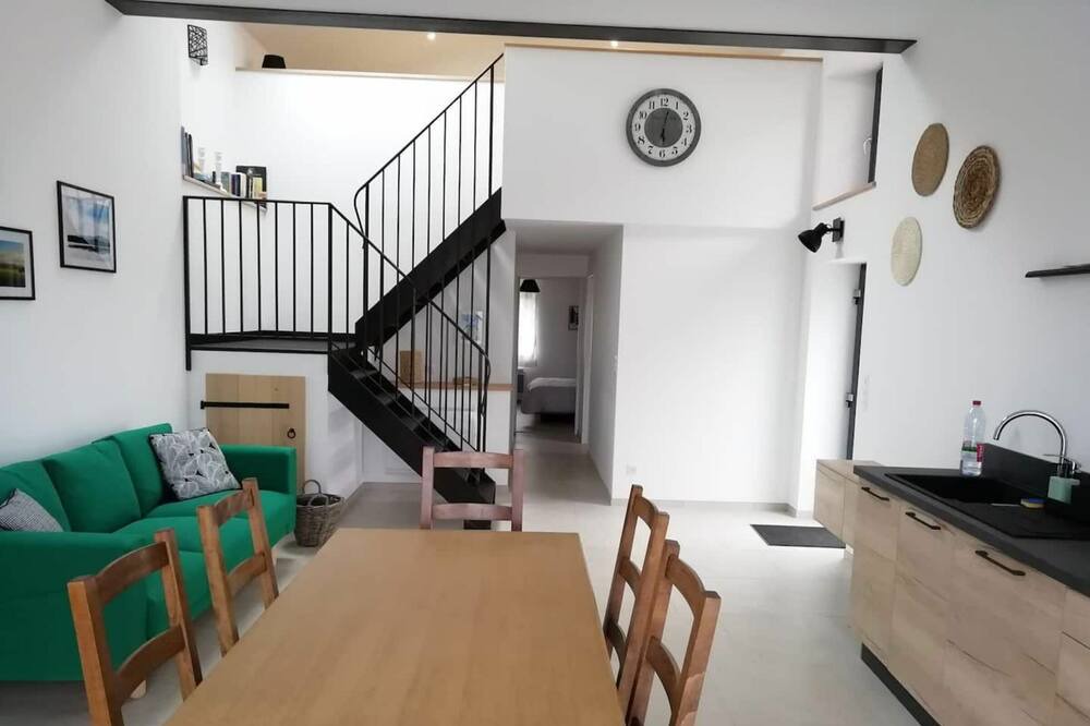Photo of Livingroom in Hergugney