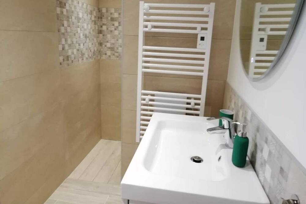 Photo of Bathroom in Hergugney