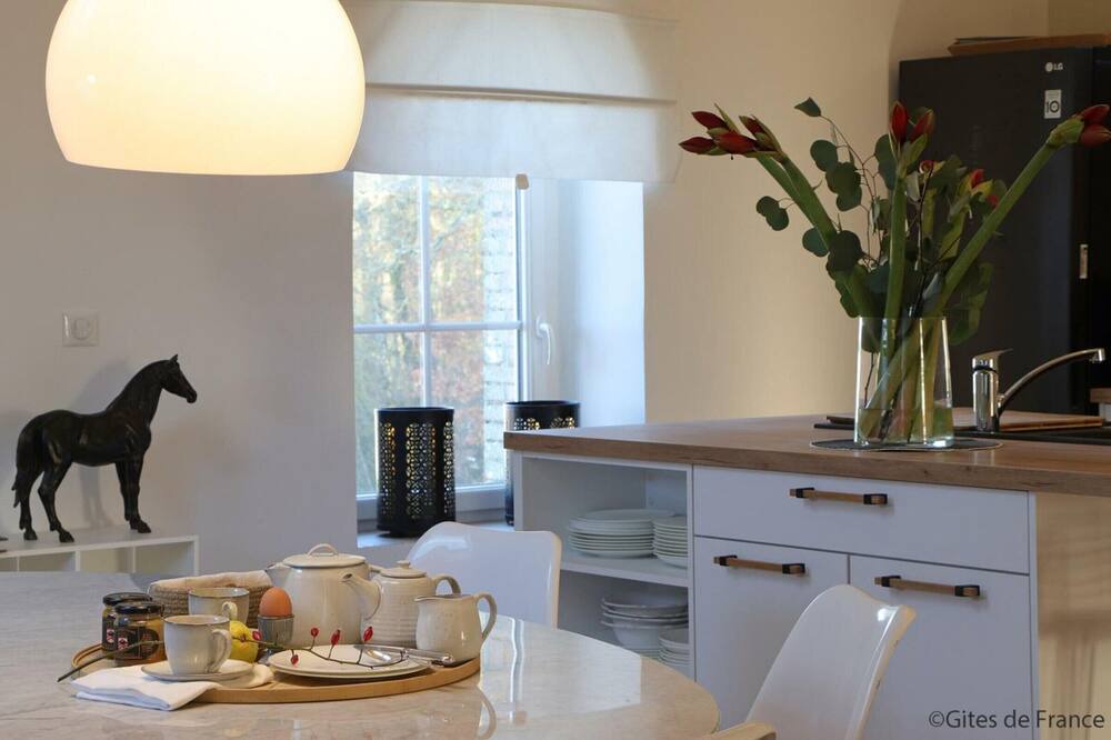 Photo of Kitchen in Le Menil-Brout