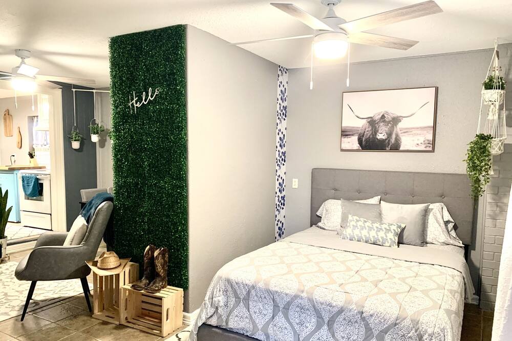 Photo of Bedroom in Mercedes
