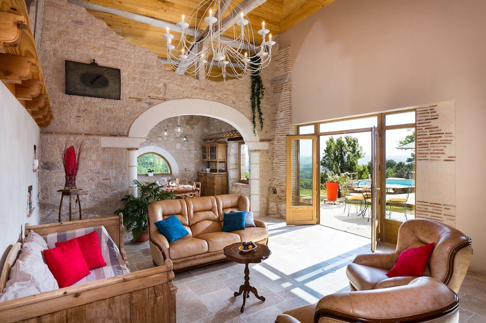 Photo of Livingroom in Castelmoron-sur-Lot