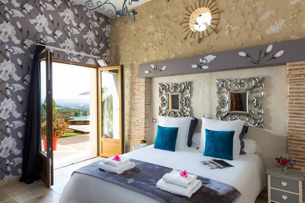 Photo of Bedroom in Castelmoron-sur-Lot