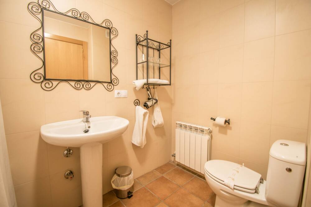Photo of Bathroom in Uterga