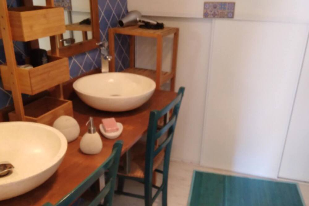 Photo of Kitchen in Courchamps