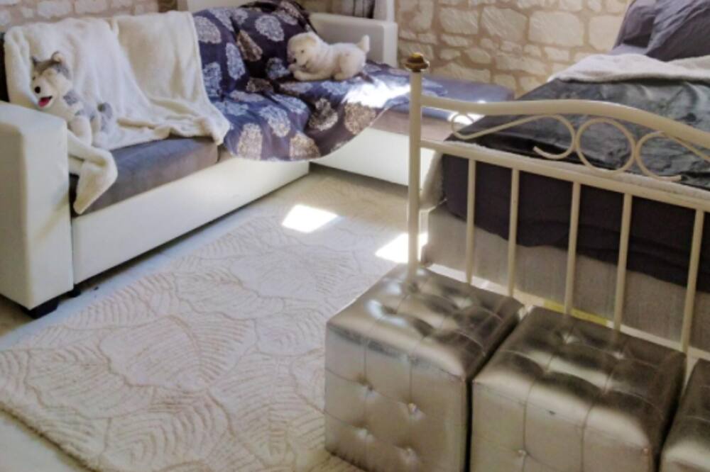 Photo of Bedroom in Courchamps