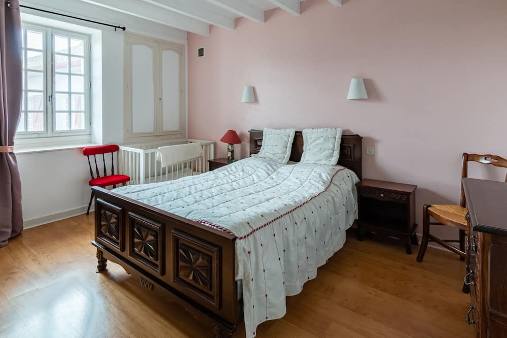 Photo of Bedroom in Beyrie-sur-Joyeuse