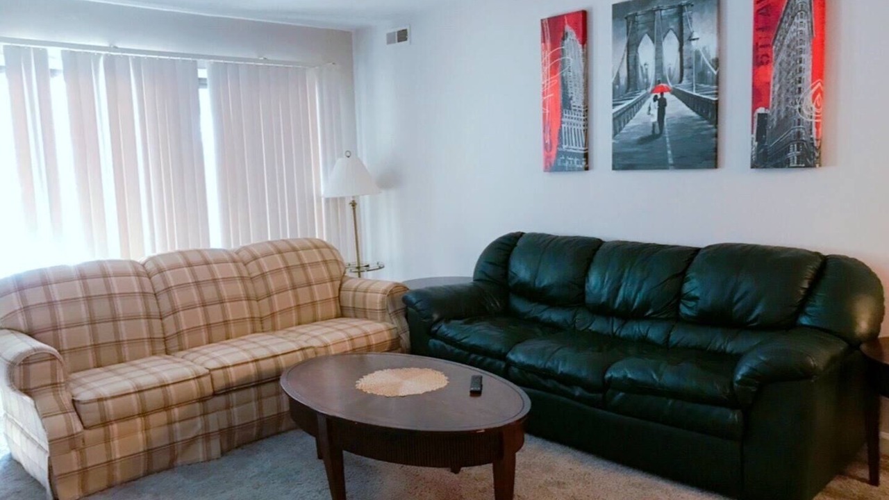Photo of Livingroom in Green Valley
