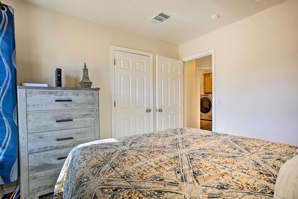 Photo of Bedroom in Moore
