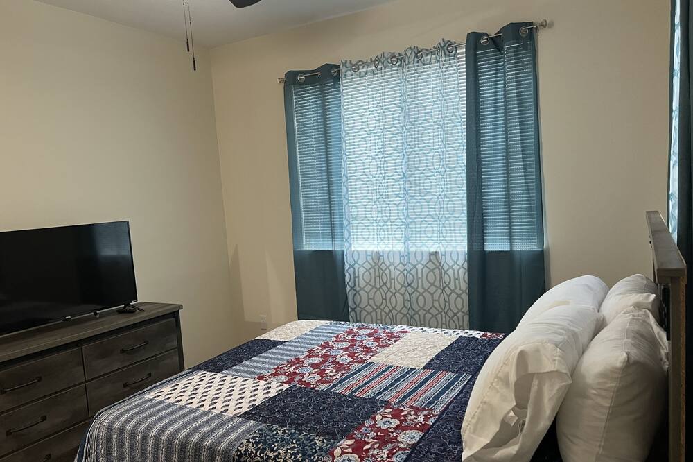 Photo of Bedroom in Hunt Club