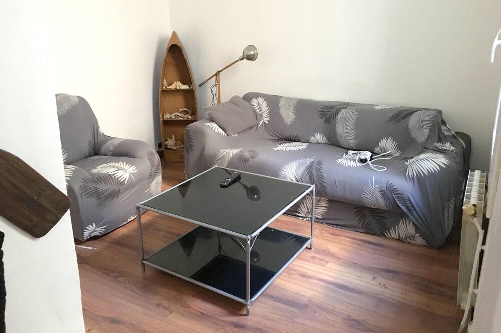 Photo of Livingroom in 16th Arrondissement