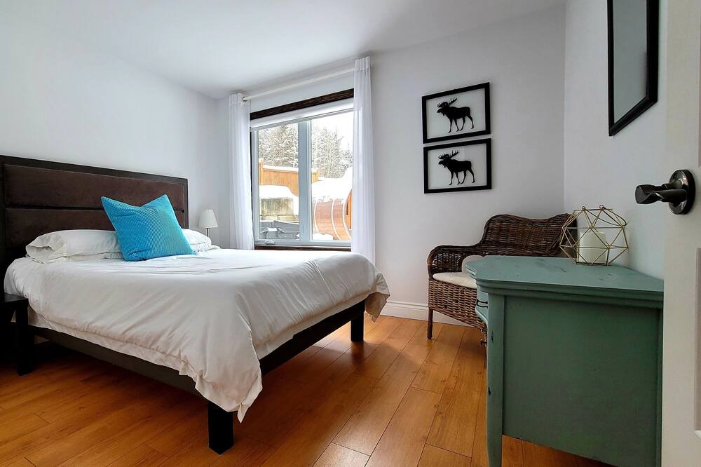 Photo of Bedroom in Sainte-Beatrix