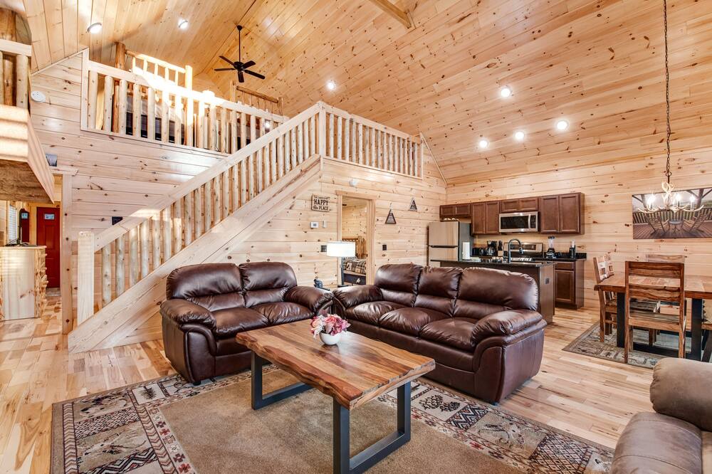 Photo of Others in White Oak Lodge