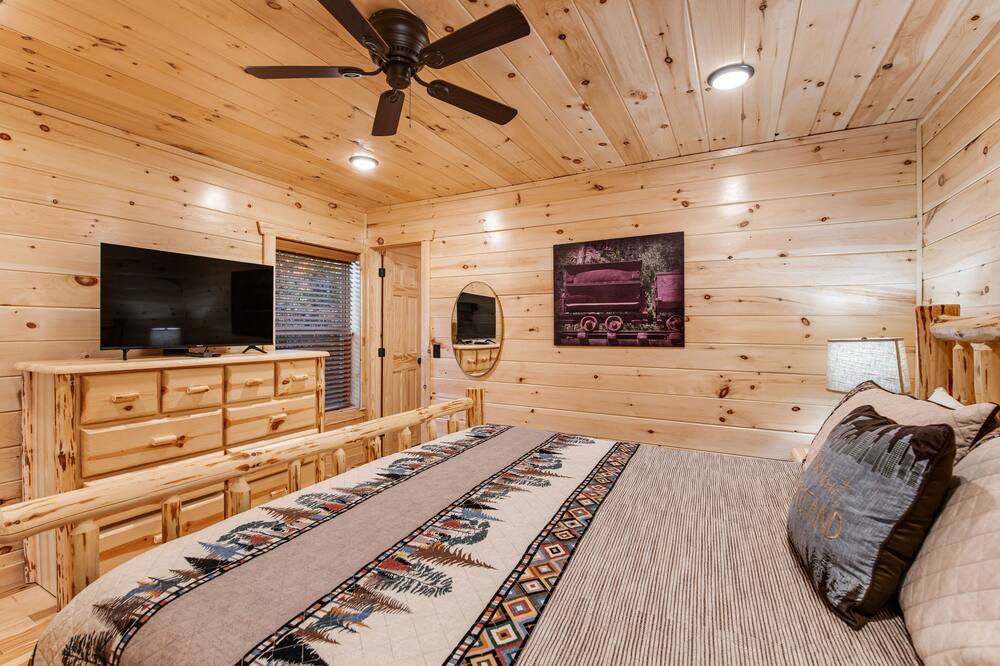 Photo of Others in White Oak Lodge