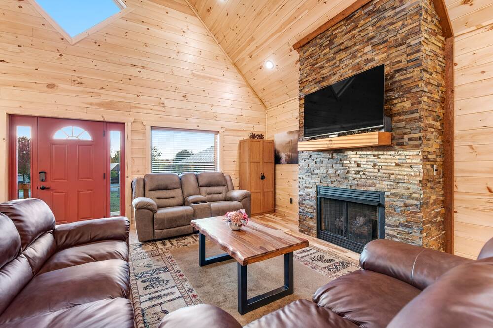 Photo of Others in White Oak Lodge