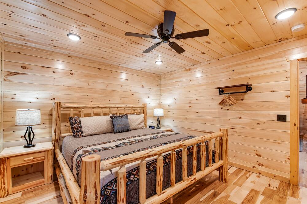 Photo of Others in White Oak Lodge