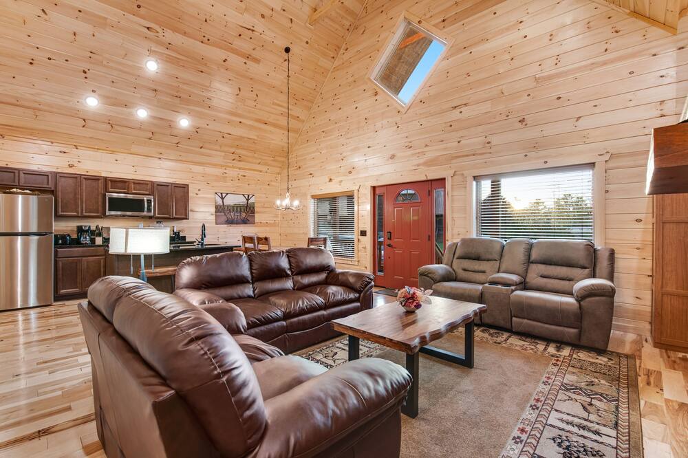Photo of Others in White Oak Lodge
