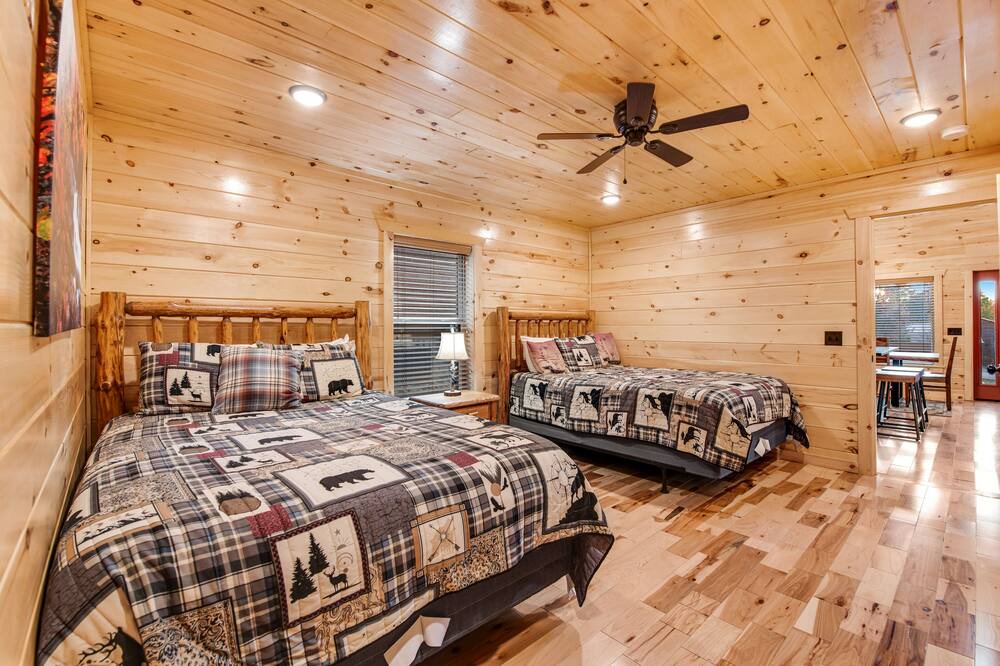 Photo of Others in White Oak Lodge