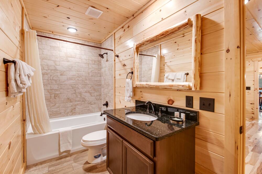 Photo of Others in White Oak Lodge