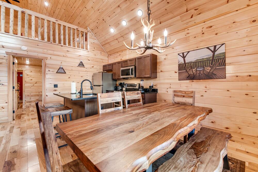 Photo of Others in White Oak Lodge
