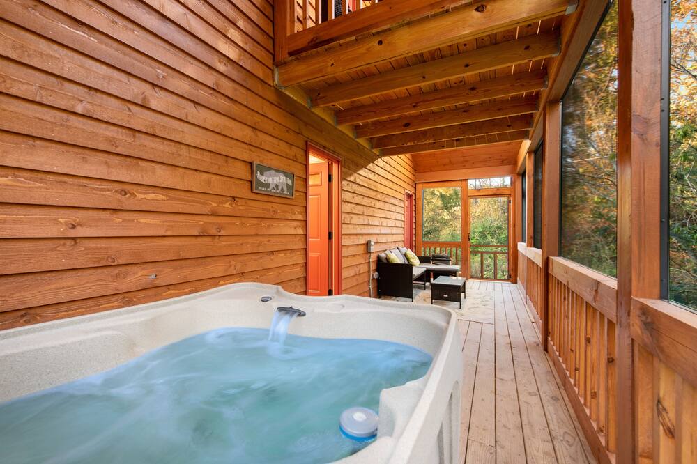 Photo of Others in White Oak Lodge