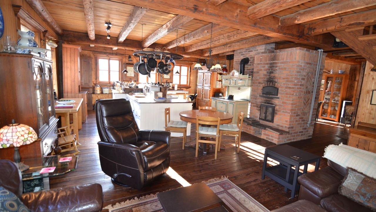 Photo of Livingroom in Kinnear's Mills