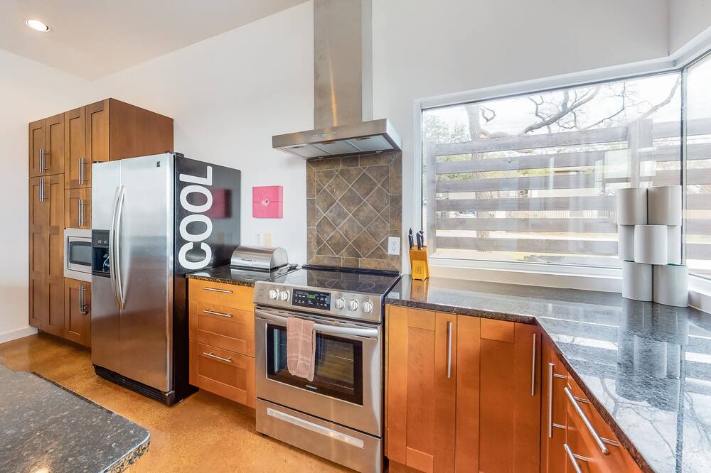 Photo of Kitchen in Apache Shores