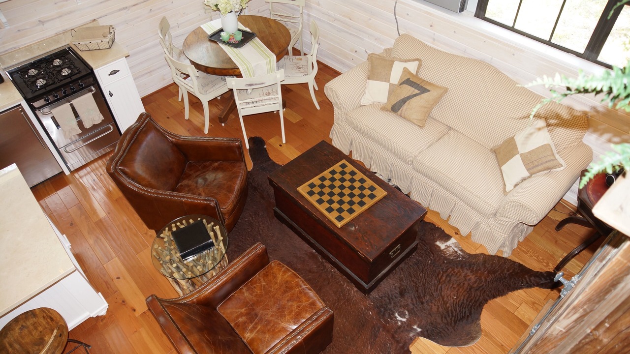 Photo of Livingroom in La Grange