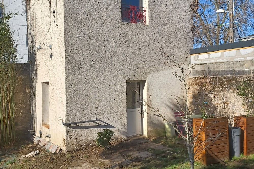 Photo of Outdoor in Saint-Jacques - Pirmil