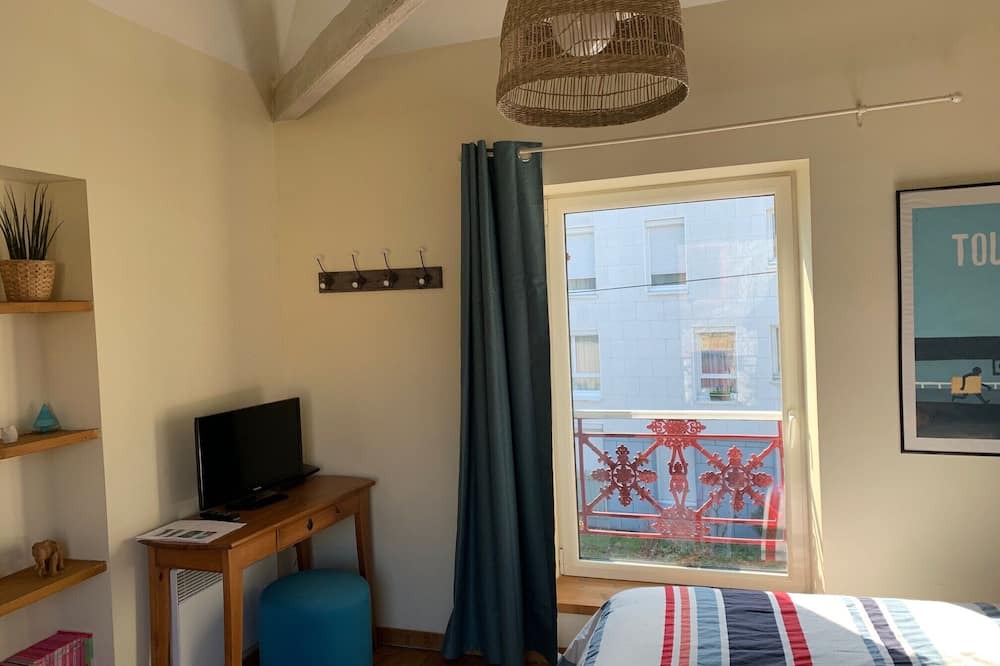 Photo of Bedroom in Saint-Jacques - Pirmil