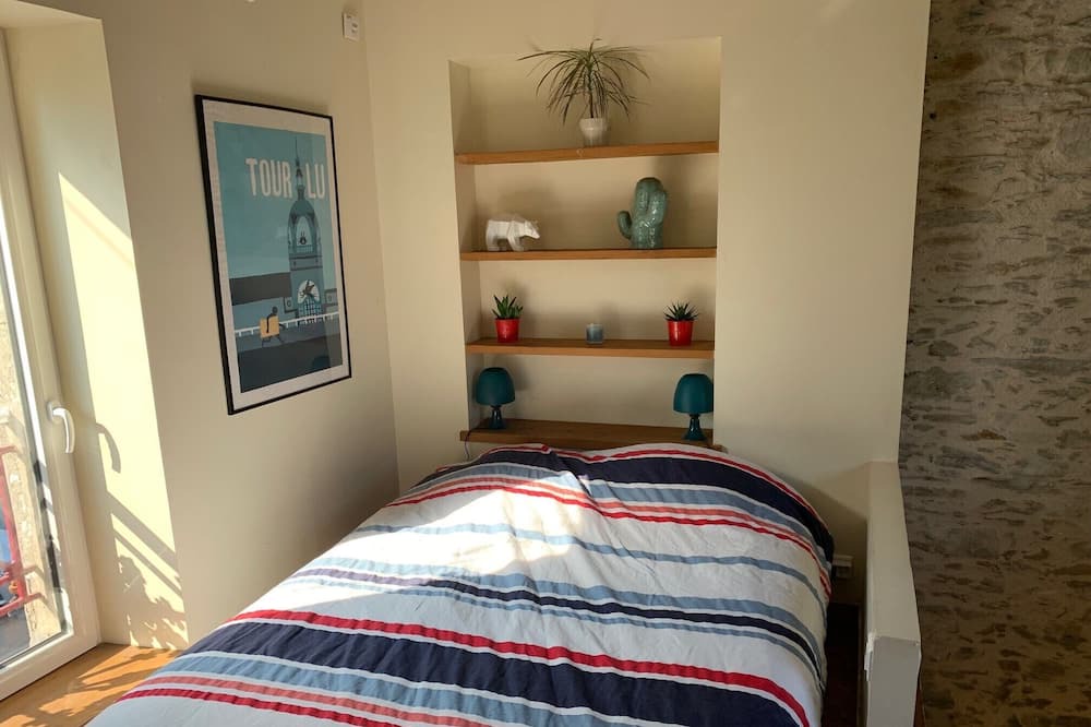 Photo of Bedroom in Saint-Jacques - Pirmil