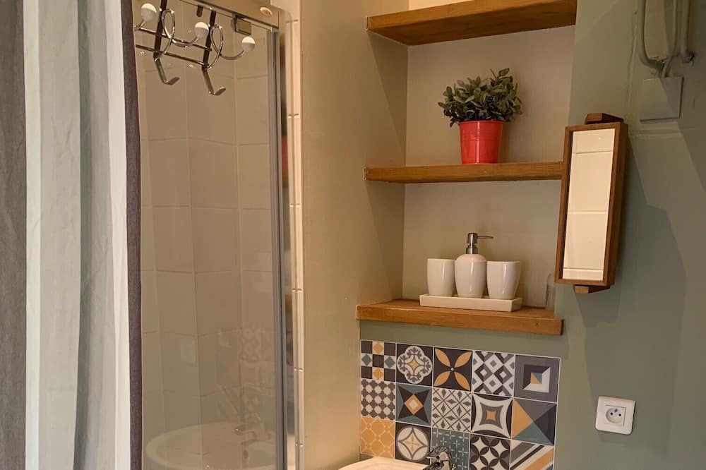 Photo of Bathroom in Saint-Jacques - Pirmil