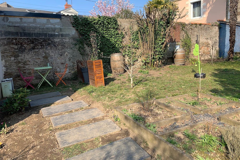 Photo of Outdoor in Saint-Jacques - Pirmil