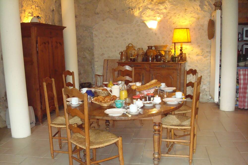 Photo of Kitchen in Vouvray